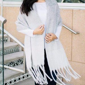 Mer-Sea Gray Blanket Scarf